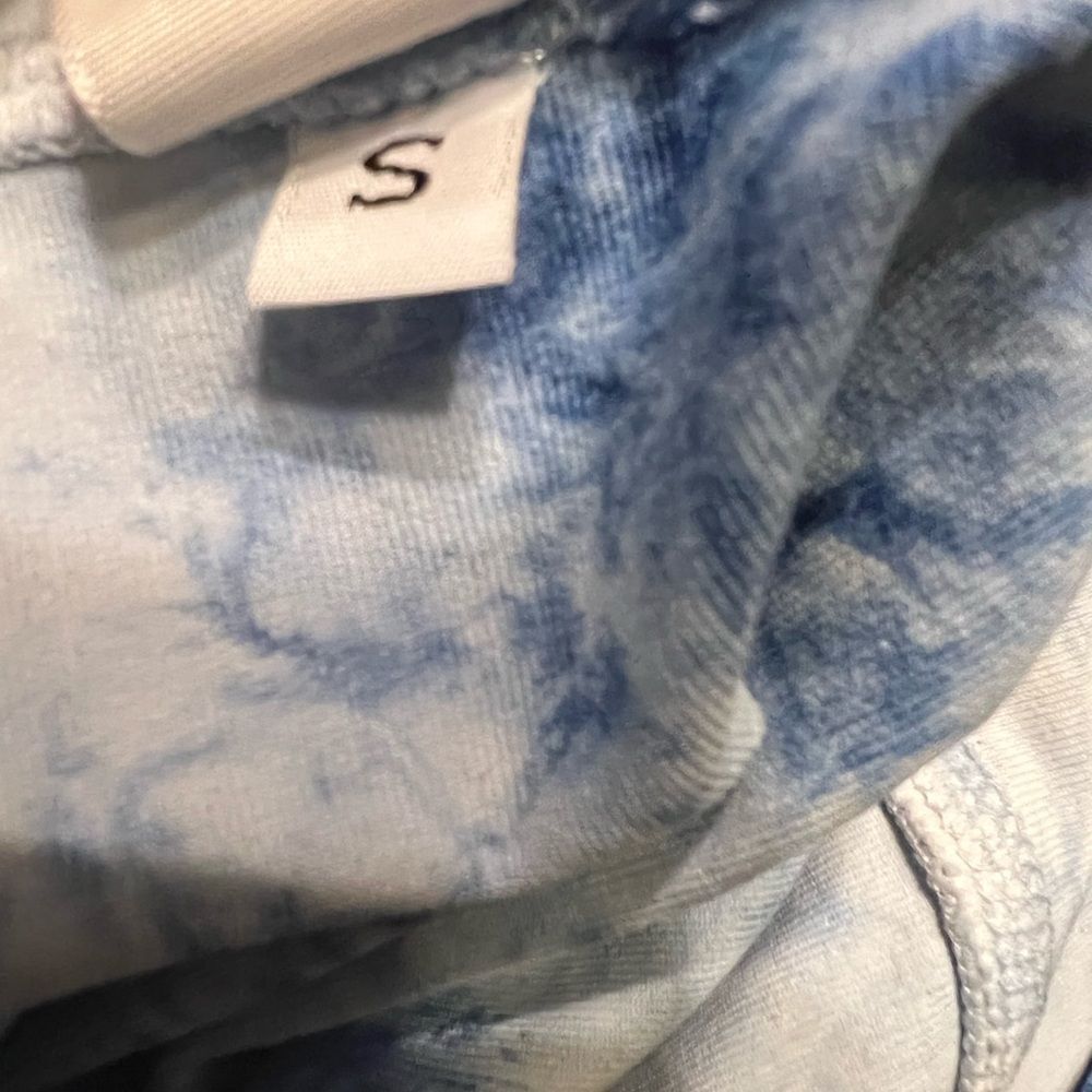 Electric & Rose
Venice Tie-Dye Leggings Sz S - Picture 8 of 8